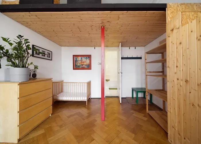 Mike's Huge Apartmán *
